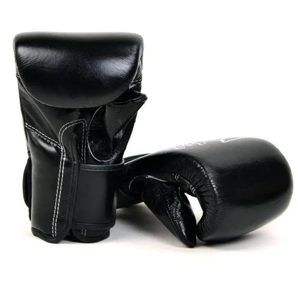 Closeup view of Fairtex Bag Gloves Cross Trainer TGT7