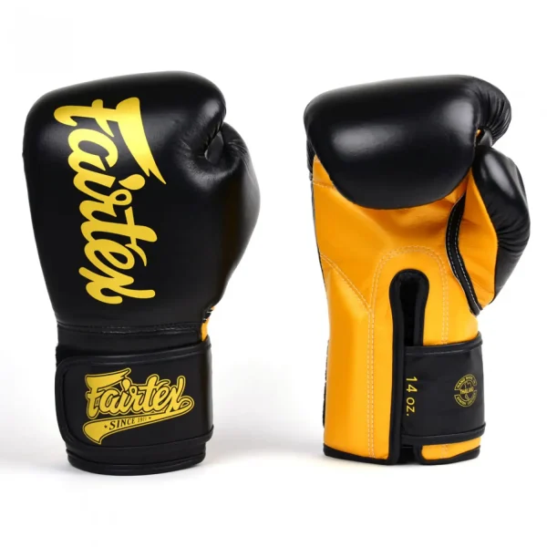 Fairtex Boxing Gloves Super Sparring BGV18 in action.