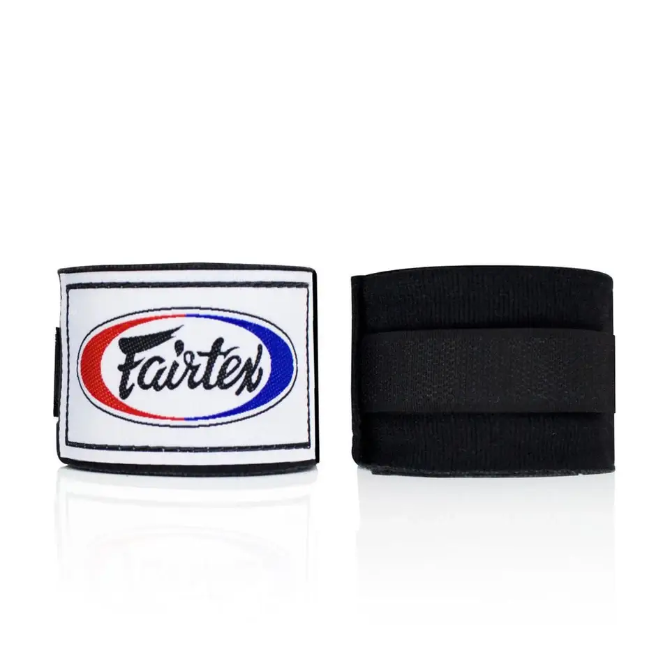 A pair of Fairtex HW2 Hand Wraps