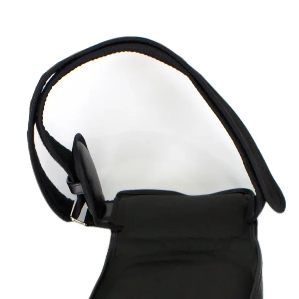 Fairtex Tp4 Lightweight Thigh Pads Black White 4 Fairtex TP4 Lightweight Thigh Pads on a white background