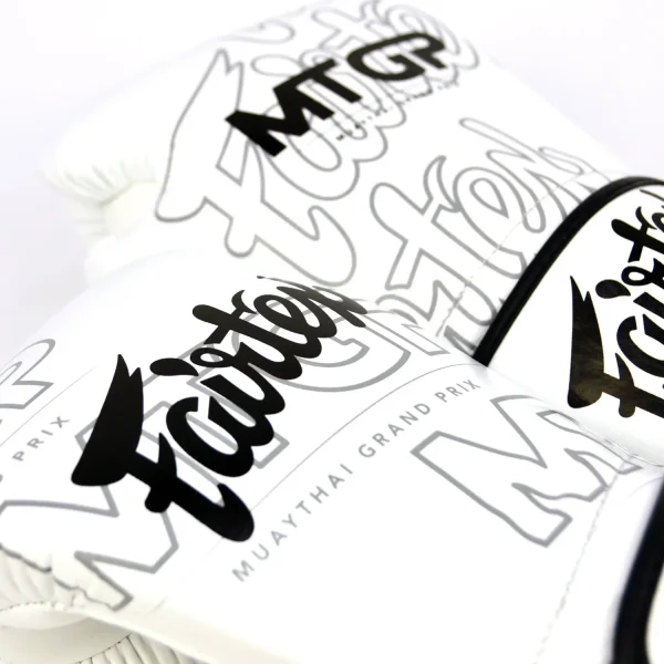 Fairtex X MTGP Boxing Gloves BGV in action
