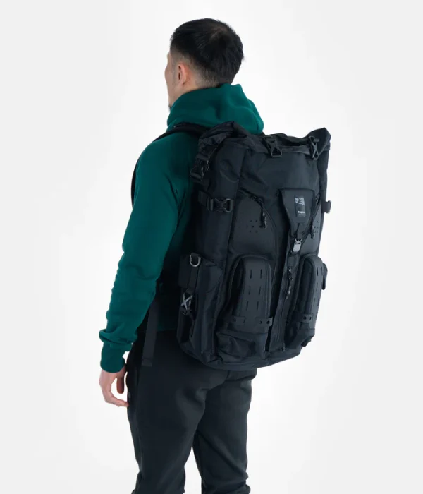 Progress Essential Backpack 25 in the showcase