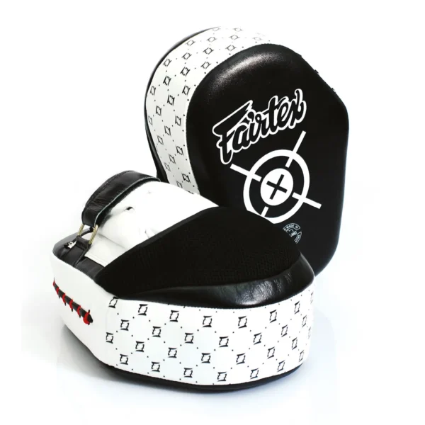 Fairtex Aero Air Focus Mitts FMV11 Fairtex Aero Air Focus Mitts FMV11 in Black - product image