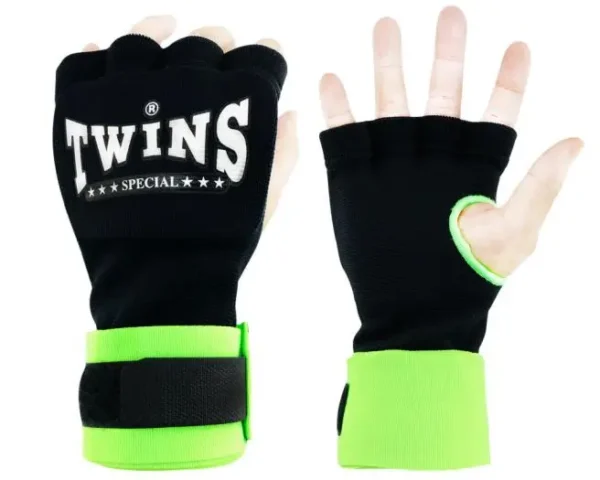 Twins Special Quick Handwraps CH7 in bright red color