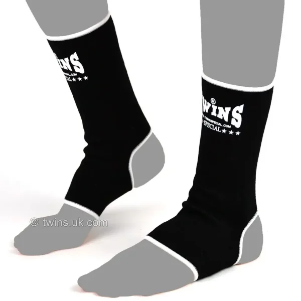 Twins Special Ankle Supports AG1 in action