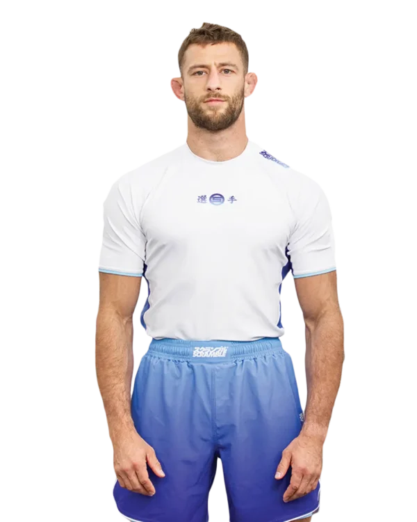 Athlete wearing the Scramble Senshu '25 Rashguard