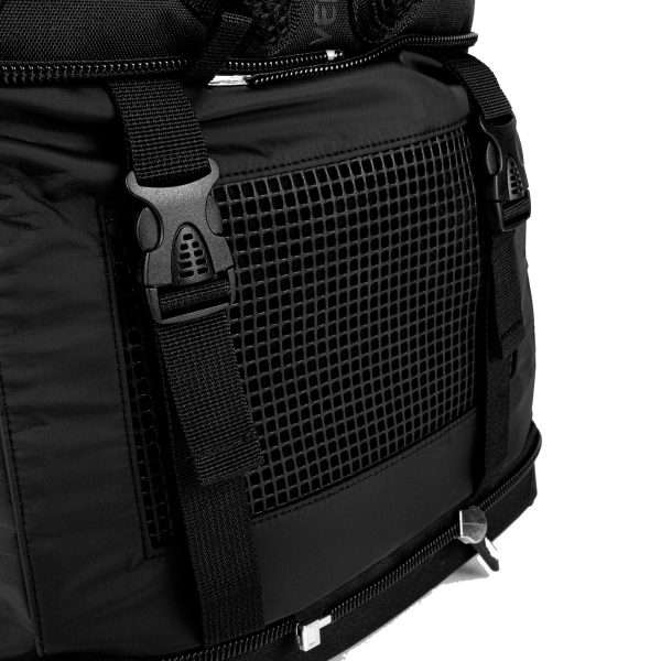 Venum Challenger Xtrem Evo Backpack in black color