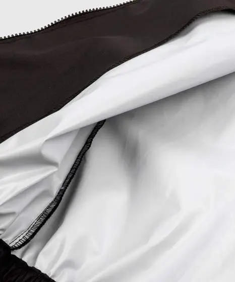 Man wearing a Venum Sauna Suit Giant