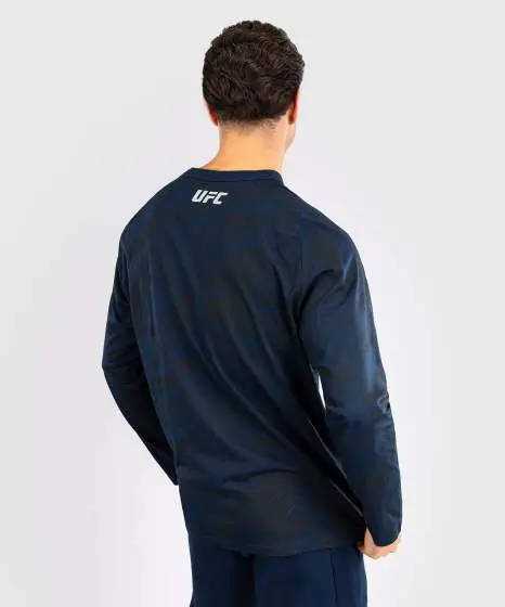 Man wearing Venum x UFC Fusion Fight Week Men's Longsleeve T-Shirt
