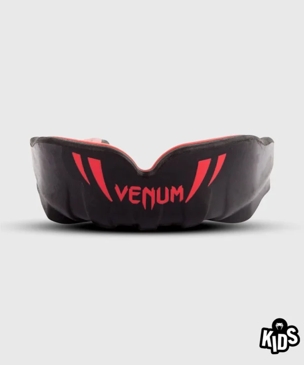Venum Kids Challenger Mouth Guard for Sports Protection Venum Kids Challenger Mouth Guard on white background