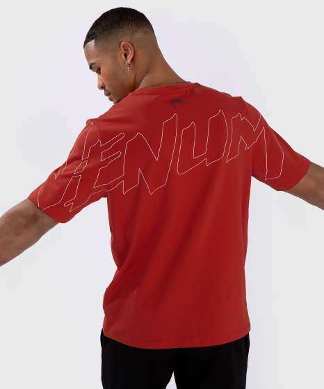 Man wearing Venum Snake Print T-Shirt