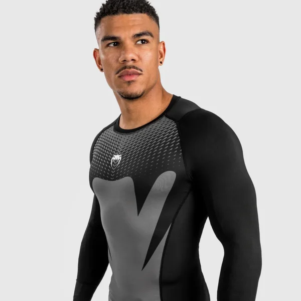 Man wearing Venum Attack Men's Long Sleeve Rashguard