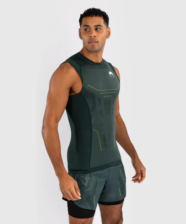 Venum Technical 3.0 Sleeveless Rashguard in action