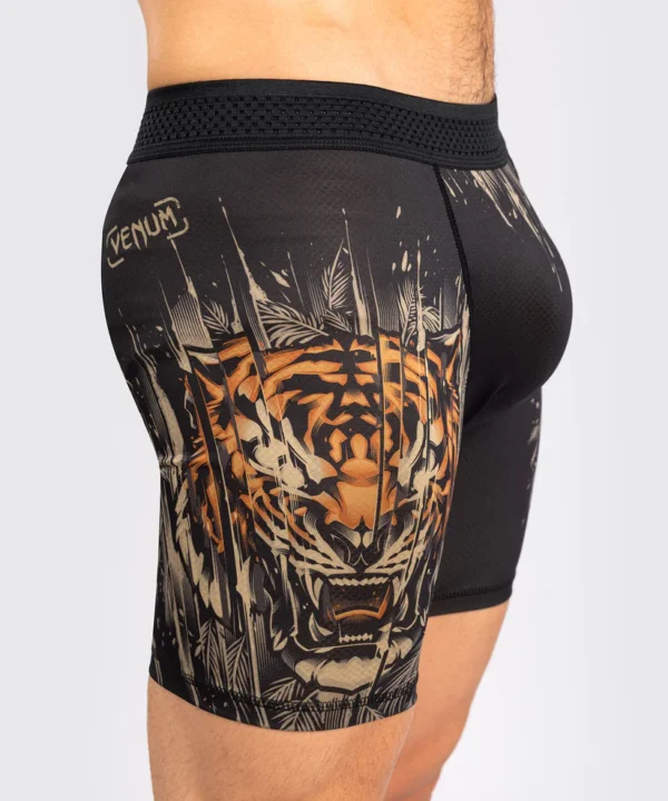 Venum-Men's-Vale-Tudo-Tiger-Shorts Venum Tiger Men's Vale Tudo Shorts displayed on white background