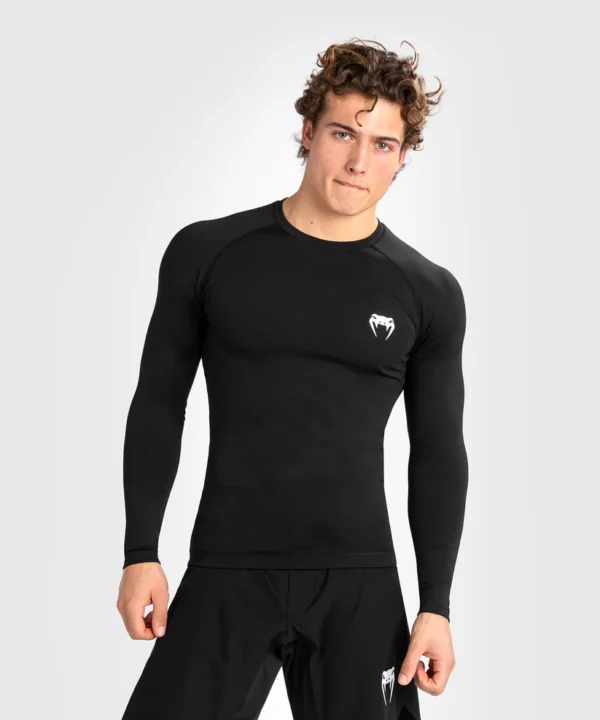 Venum Contender Men's Long Sleeve Rash Guard Venum Contender Men's Rash Guard with Long Sleeves
