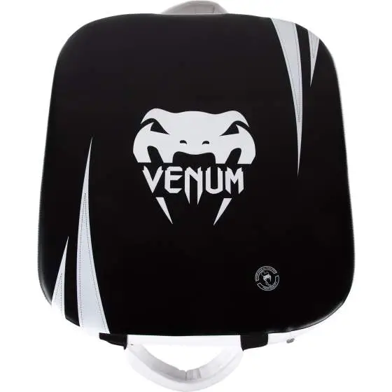 Kick shield suit case by Venum Absolute in square shape