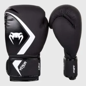 Venum Boxing Gloves Contender 2.0 in action