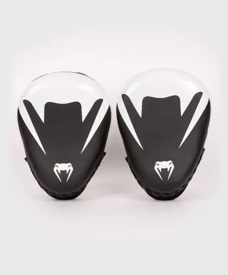 Trainer wearing Venum Cellular 3.0 Punch Mitts