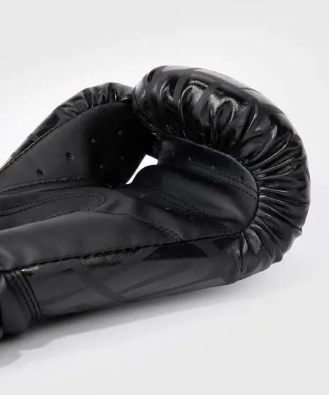 Venum Contender 1.5 XT Boxing Gloves in action