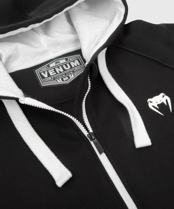 Venum Contender 3.0 Hoodie in black