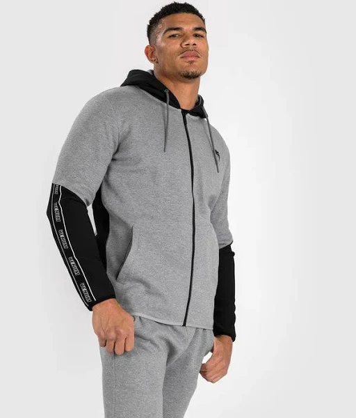 Venum Contender 4.0 Men’s Hoodie Venum Contender 4.0 Men’s Hoodie in Heather Grey - product image