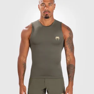 Venum Contender Men's Sleeveless Rash Guard in action