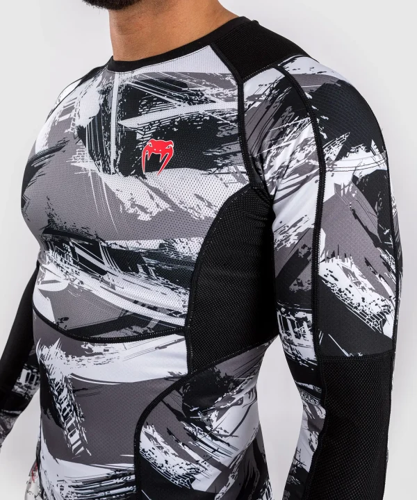 Venum Electron 3.0 Long Sleeve Rashguard in vivid colors