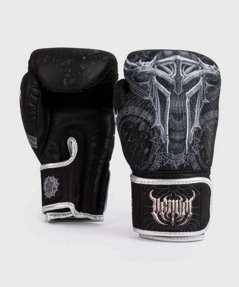 Venum Gladiator 5 0 Boxing Gloves Black Silver 5 Black and red Venum Gladiator 5.0 Boxing Gloves