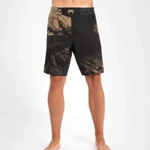 Venum Gorilla Jungle Fightshorts in combat stance