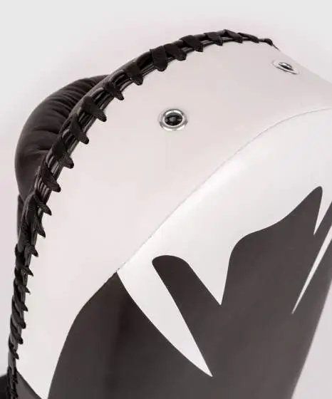 Venum 2.0 Kick Pads for Kick Boxing