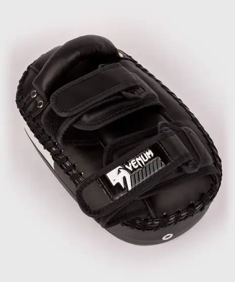Venum Kick Boxing Gear 2.0 Kick Pads in action