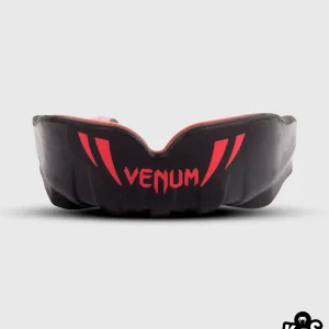 Venum Kids Challenger Mouth Guard for Sports Protection Venum Kids Challenger Mouth Guard on white background