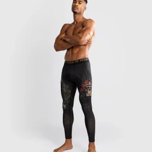 Man wearing Venum Santa Muerte 5.0 Men's Spats Compression Tights.