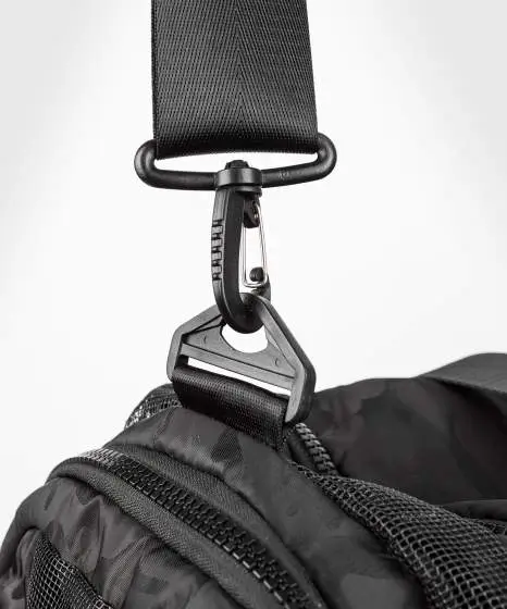 Venum Trainer Lite Sports Duffel Bag Black Camo 5 Venum Trainer Lite Sports Duffel Bag in elegant black design