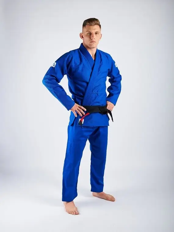 Manto Base 2.0 BJJ Gi on a clean background