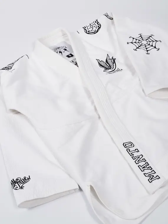 Manto Miko BJJ Gi in close-up