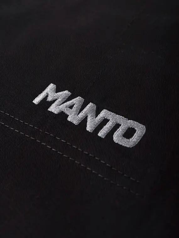Man wearing Manto Rise 2.0 BJJ Gi