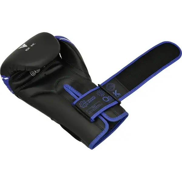 RDX Robo Kids Boxing Gloves in action Kids wearing RDX Robo Kids Boxing Gloves