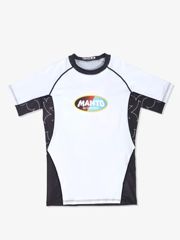 Manto Be Yourself Rash Guard for Athletes Manto Be Yourself Rash Guard in action