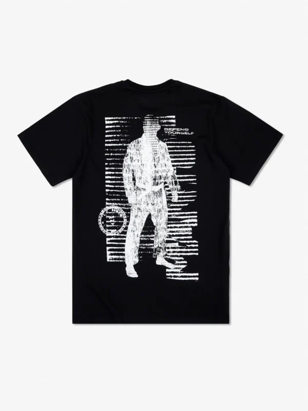 Man wearing Manto Xero BJJ T-Shirt