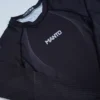Man in Manto Flow Long Sleeve Rash Guard