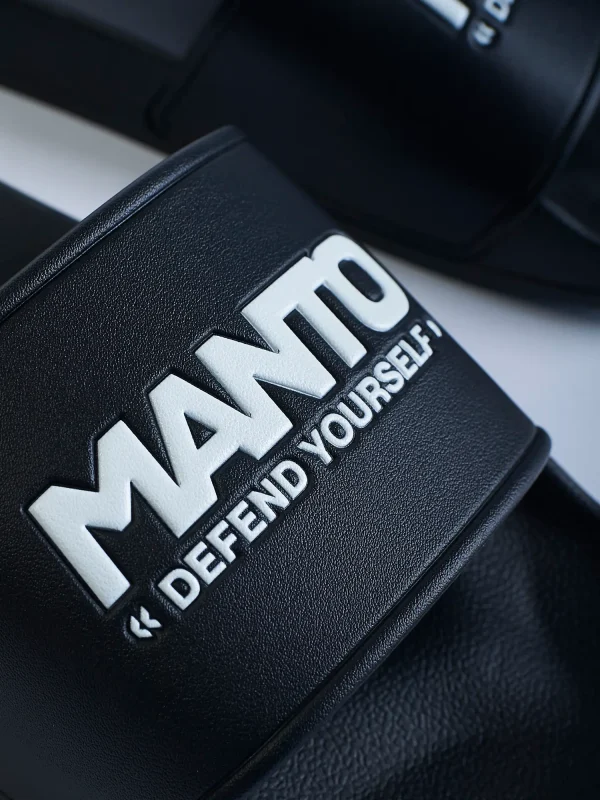 Manto Defend Slides in striking colors