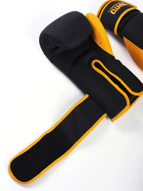 Black Manto Essential Boxing Gloves
