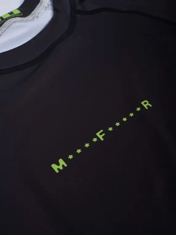 Manto Fighter Rash Guard in action