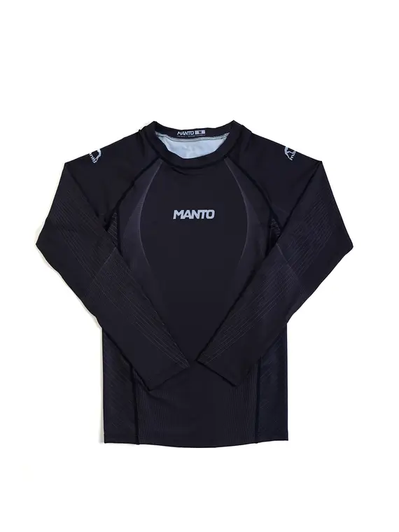 Man wearing Manto Flow Long Sleeve Rash Guard