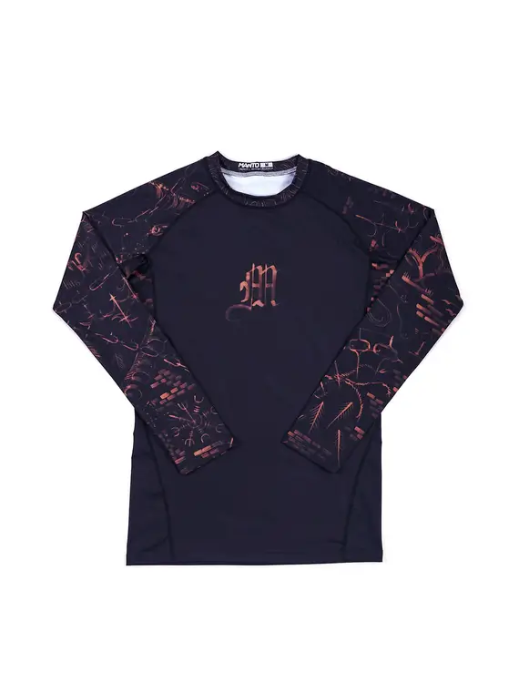 Manto Free Hugs Long Sleeve Rash Guard Image Manto Free Hugs Long Sleeve Rash Guard in black with emblem