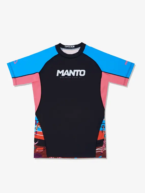 Manto Gym 2.0 Rash Guard in combat training setting