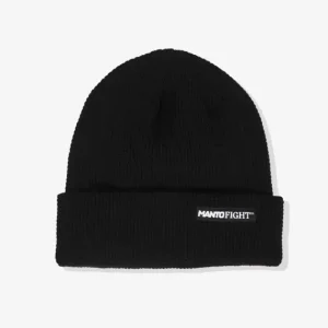 Person wearing a Manto Represent Beanie in classic black color