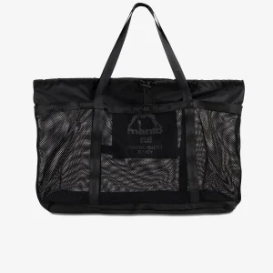 Stylish Manto Society Mesh Bag in a modern environment.