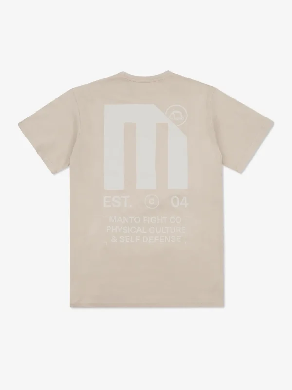 Manto Ultra T Shirt Beige 3 Man wearing Manto Ultra T-Shirt